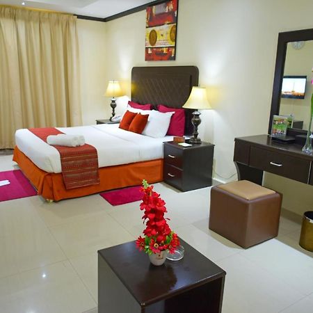 Alain Hotel Ajman Exteriör bild