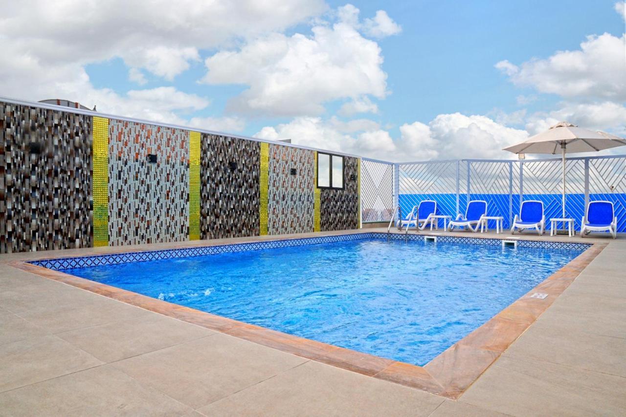 Alain Hotel Ajman Exteriör bild