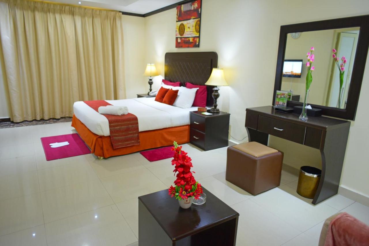 Alain Hotel Ajman Exteriör bild