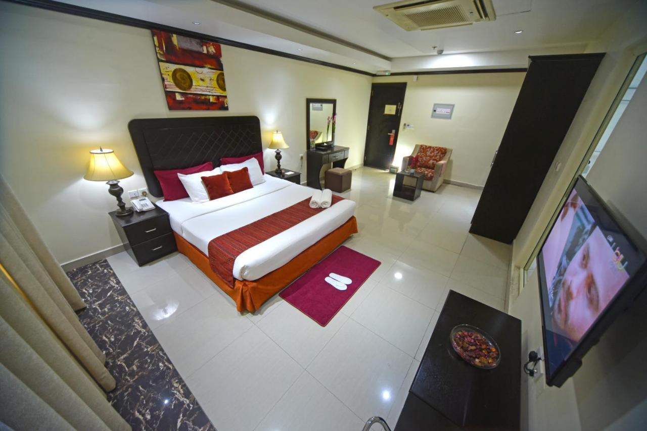 Alain Hotel Ajman Exteriör bild
