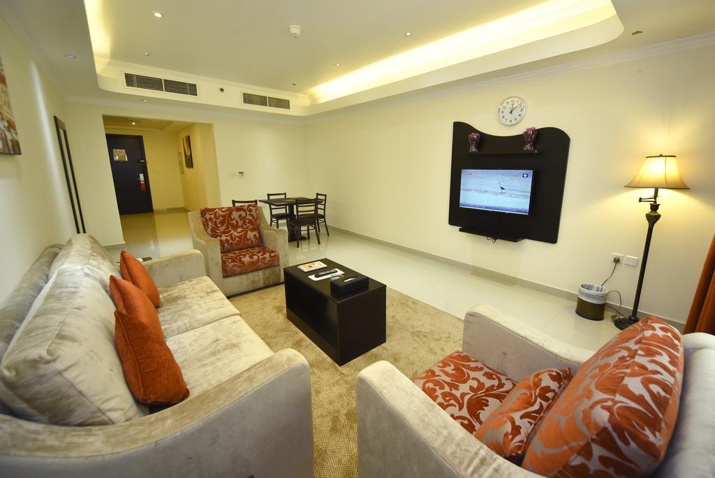 Alain Hotel Ajman Exteriör bild