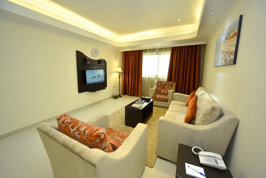 Alain Hotel Ajman Exteriör bild