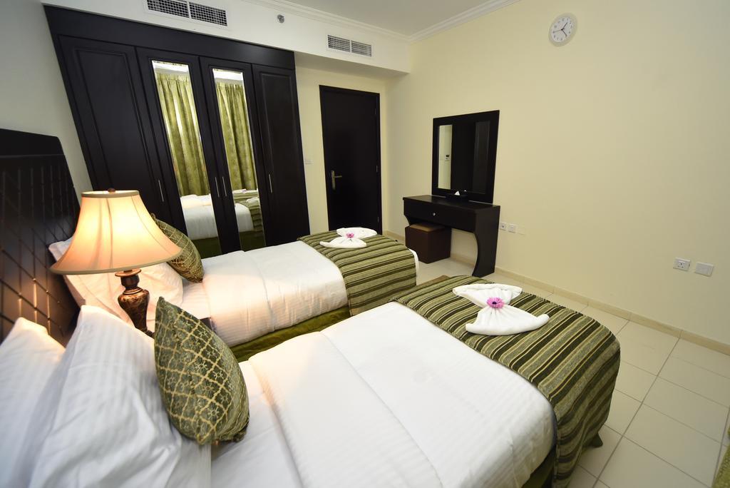 Alain Hotel Ajman Exteriör bild