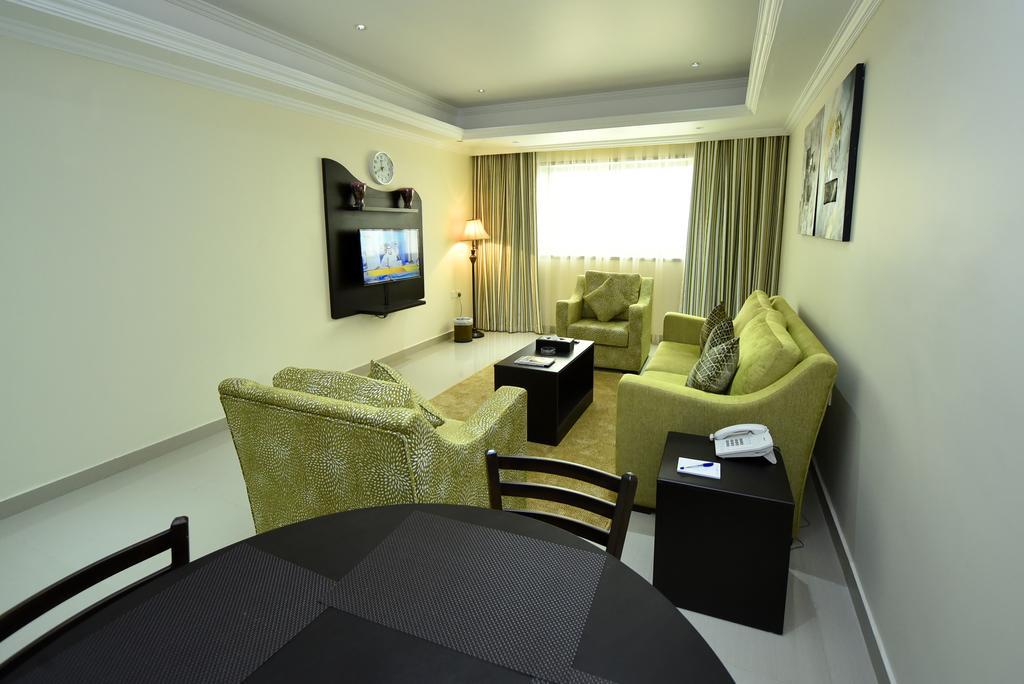 Alain Hotel Ajman Exteriör bild