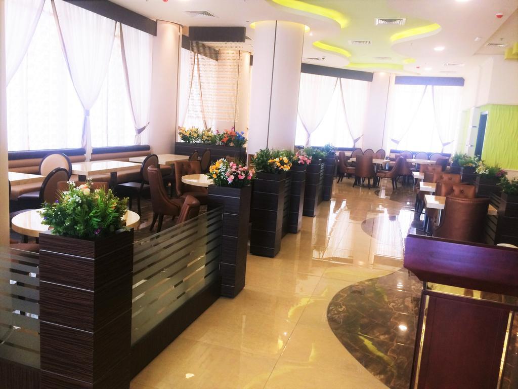 Alain Hotel Ajman Exteriör bild