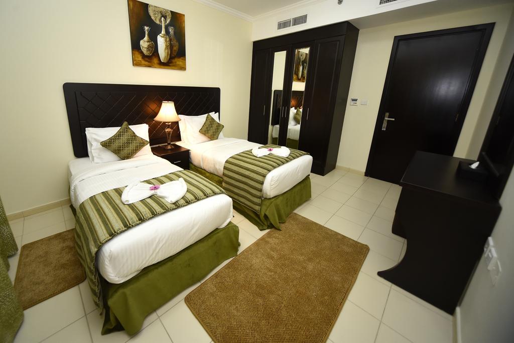 Alain Hotel Ajman Exteriör bild