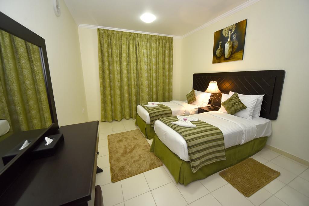 Alain Hotel Ajman Exteriör bild