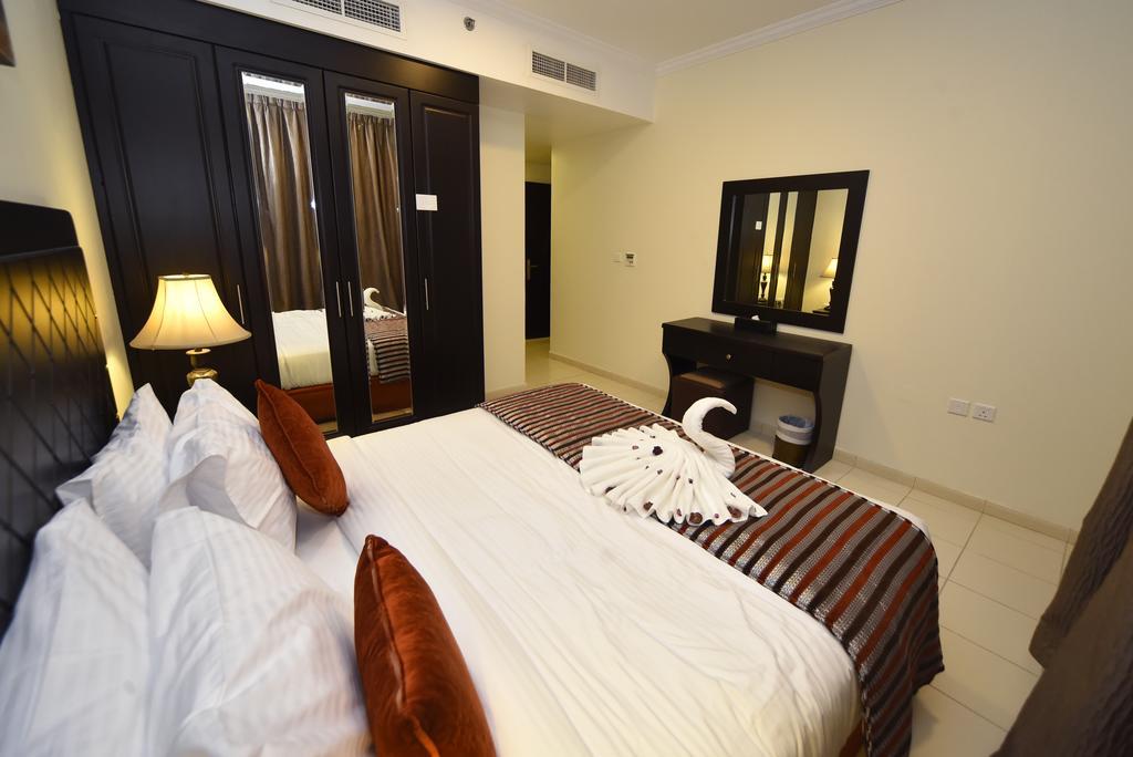 Alain Hotel Ajman Exteriör bild