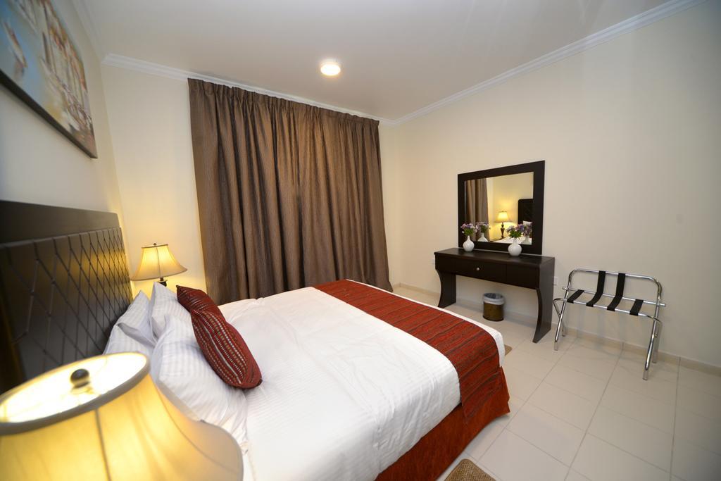Alain Hotel Ajman Exteriör bild