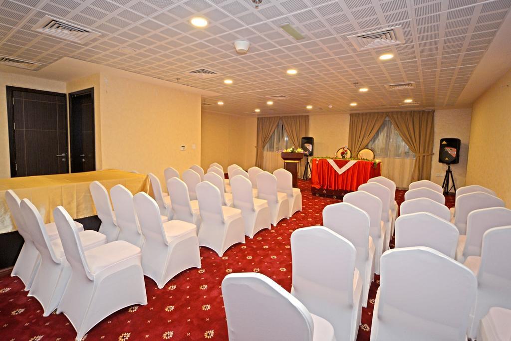 Alain Hotel Ajman Exteriör bild